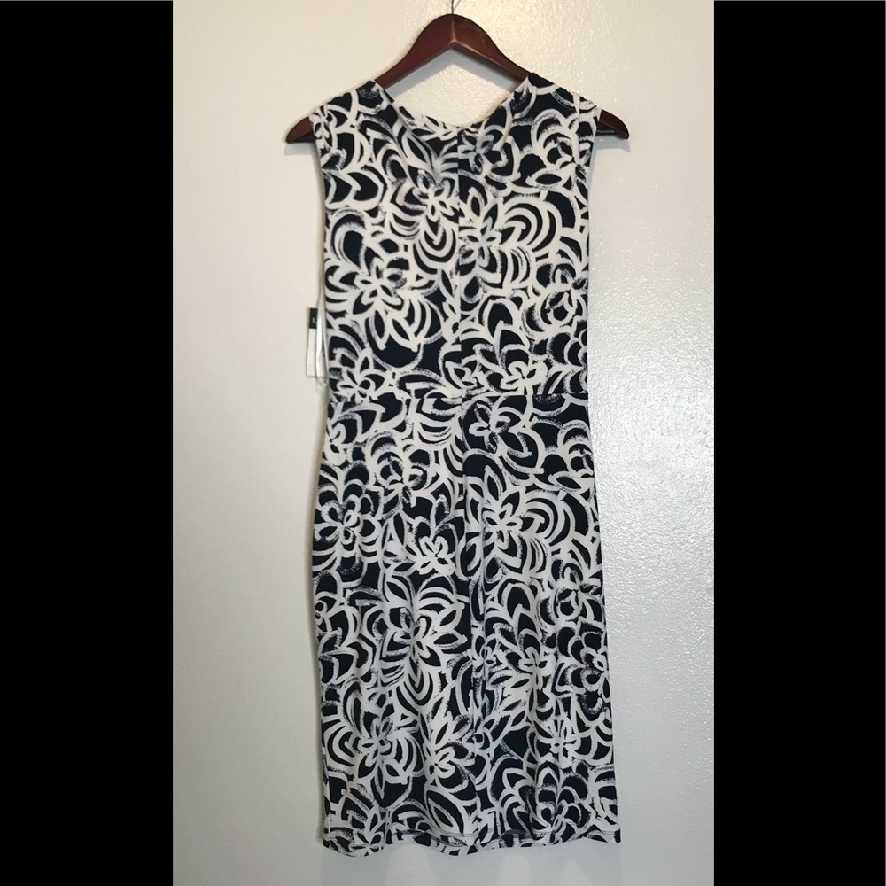 NWT Lauren Ralph Lauren Navy & White Scoop Neck Geometric Print Dress - Picture 3 of 7